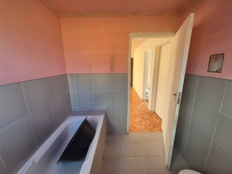 2 Bedroom Property for Sale in Motherwell Nu 3 Eastern Cape